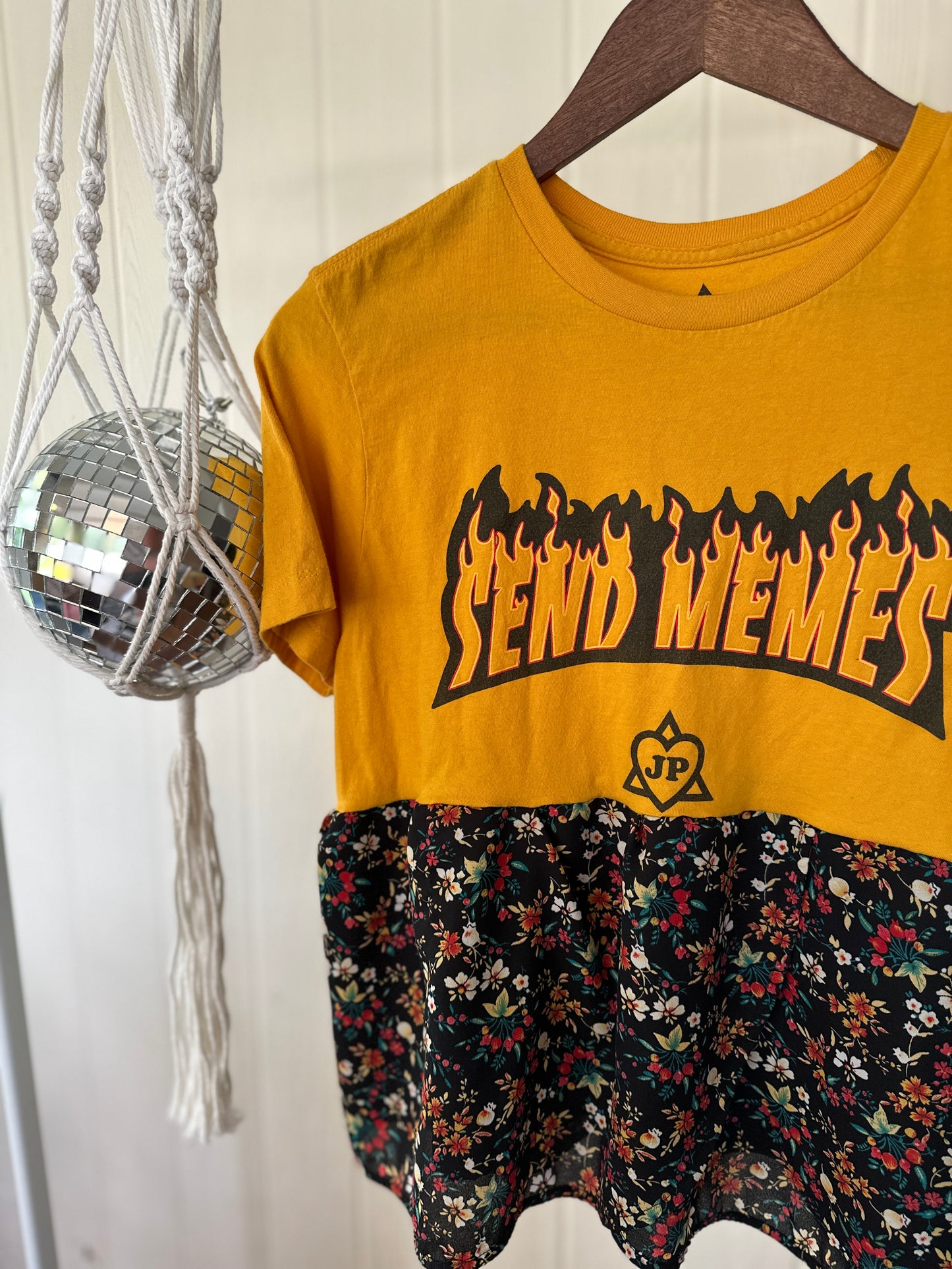 JP Send Memes Crop Size Small