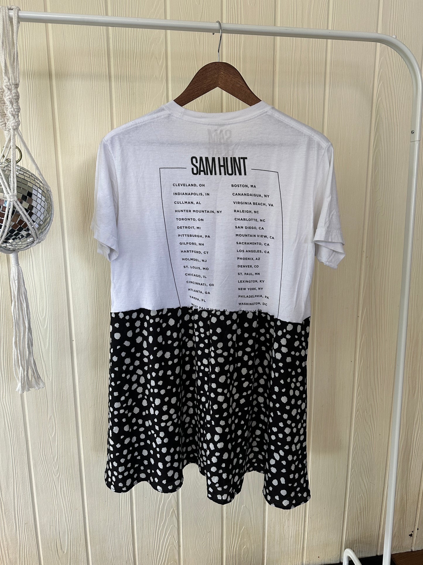 Sam Hunt Band Tee Dress Size M-L