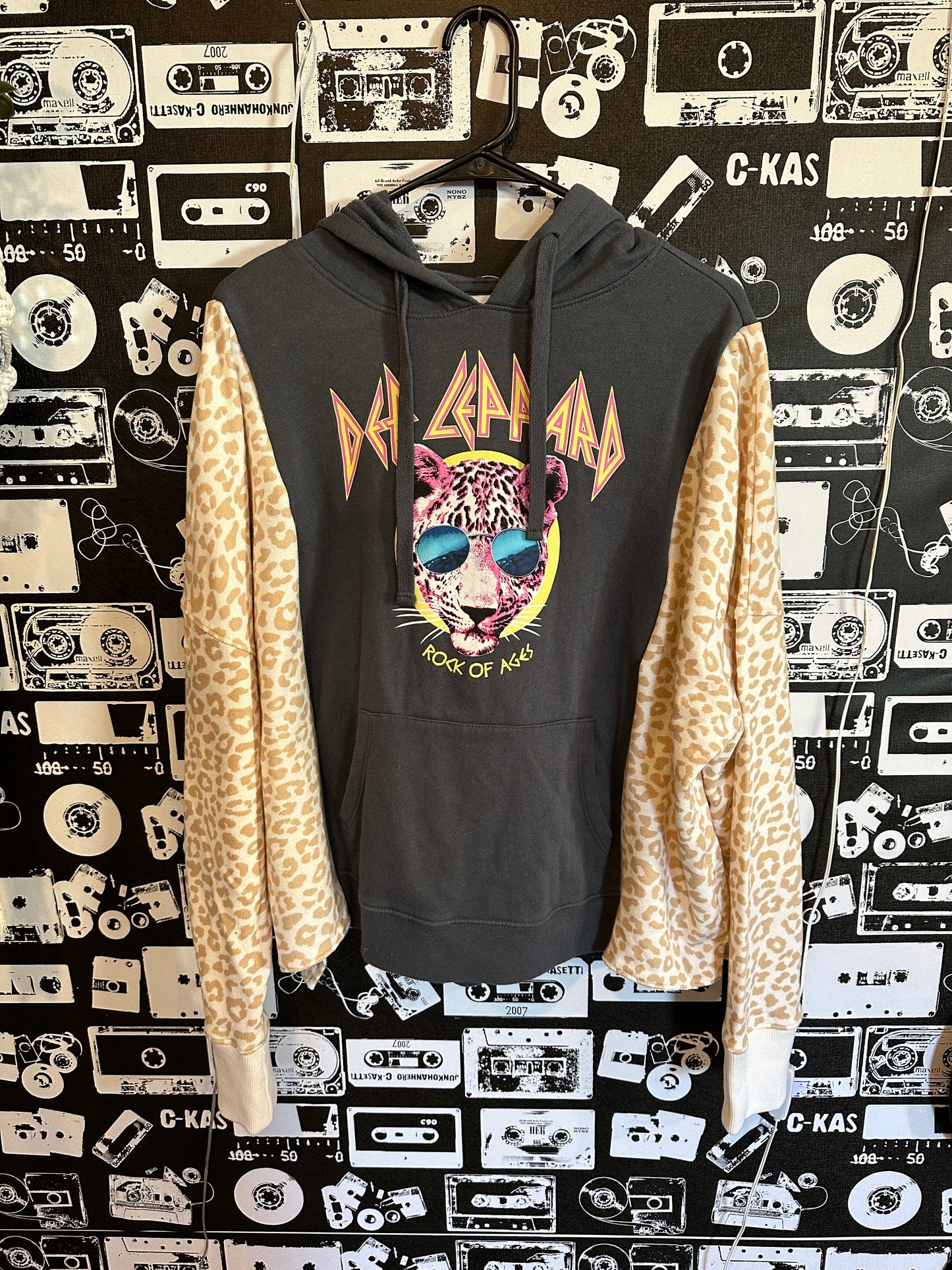 Def Leppard Hoodie Rework Size Large