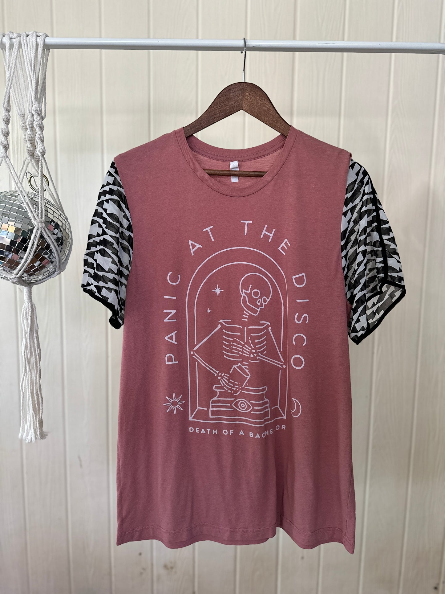 Panic At The Disco Tee Size M-L